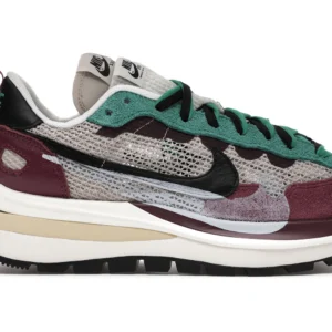 sacai Villain Red Neptune Green